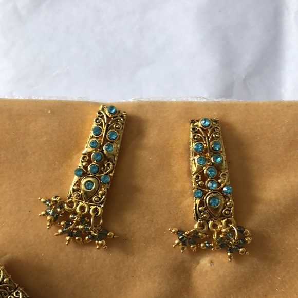 Party wear jewelry set - Picture 2 of 2